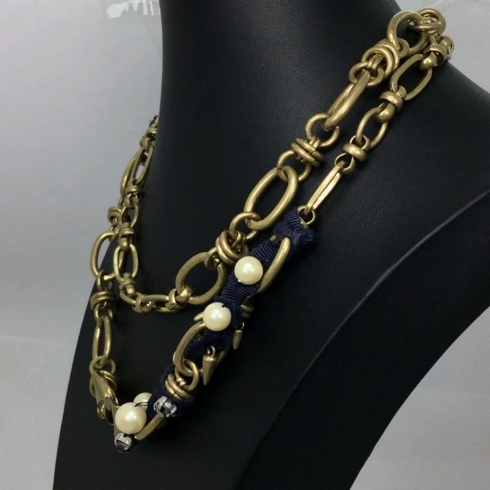 Stella & Dot Faux Pearl Bow Accent Long Chain Necklace NWOT 18" - Picture 2 of 5